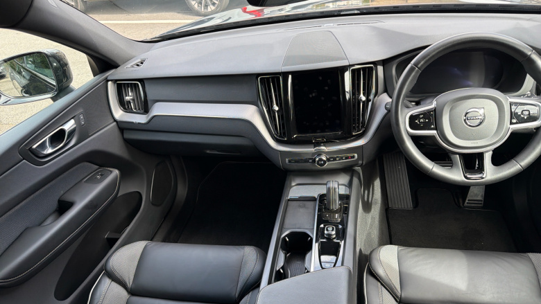 Volvo Xc60 2.0 B4D R DESIGN 5dr AWD Geartronic Diesel Estate